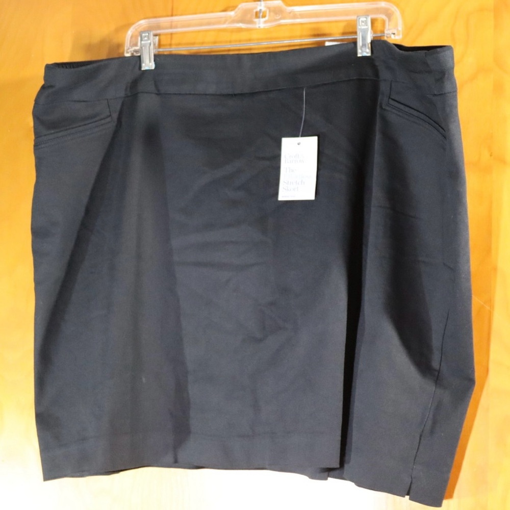Croft and Barrow black skort, size 24